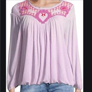 FREE PEOPLE Lilac “Begonia” embroidered Top Size Large